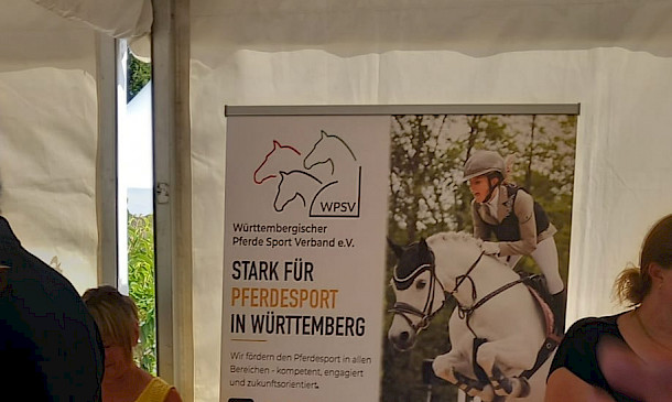 125 Jahre Pferdesportgeschichte – und mittendrin die Zukunft 🐴🎉PSKO live vor Ort dabei ...