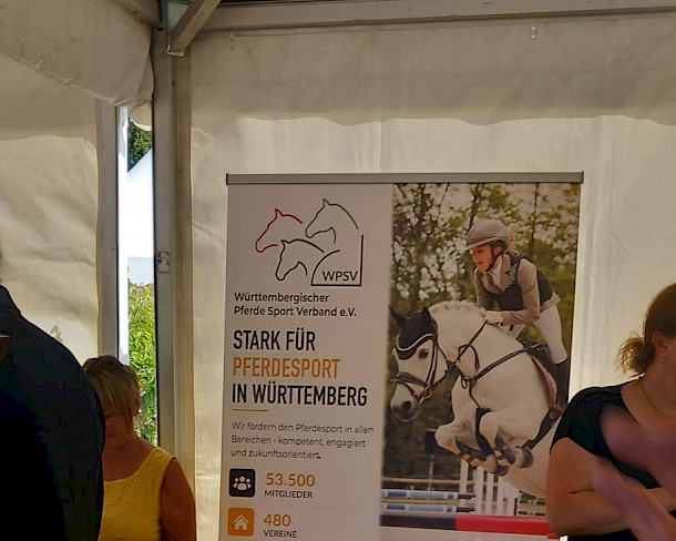 125 Jahre Pferdesportgeschichte – und mittendrin die Zukunft 🐴🎉PSKO live vor Ort dabei ...
